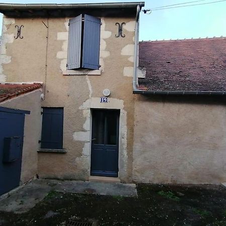 Le Blanc, Agreable Maison De Centre Ville Екстериор снимка